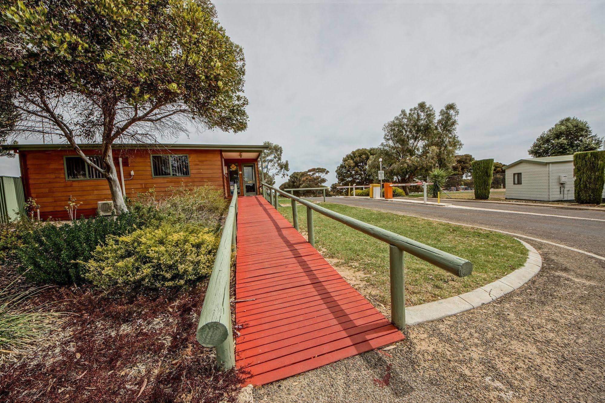 Big4 Port Hughes Holiday Park Екстер'єр фото